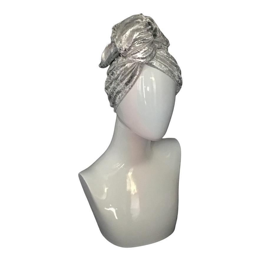 Velvet Twisturban in white with bright silver "mica" pattern