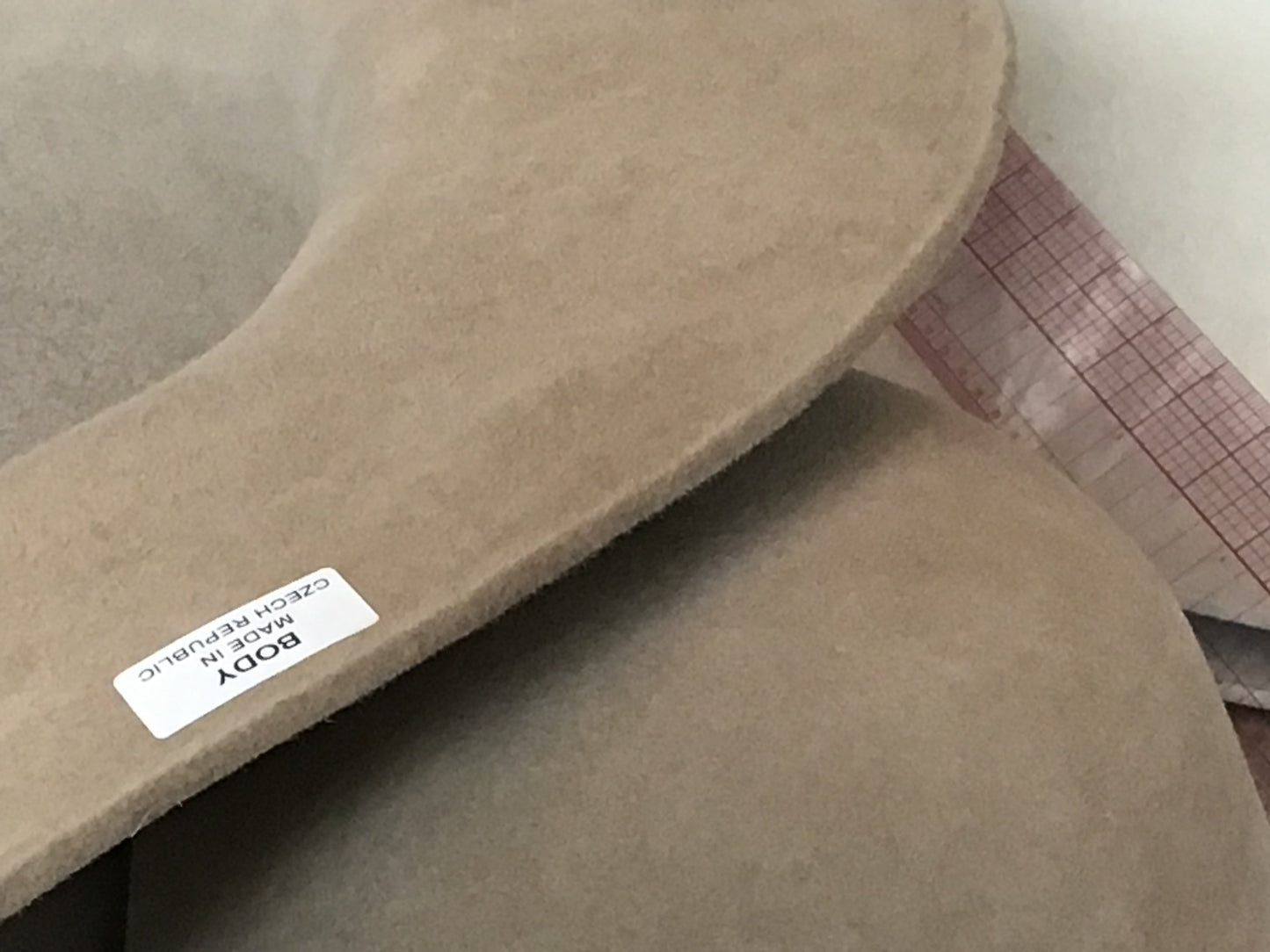 Western weight suede fur felt capelines 220? LT CAMEL