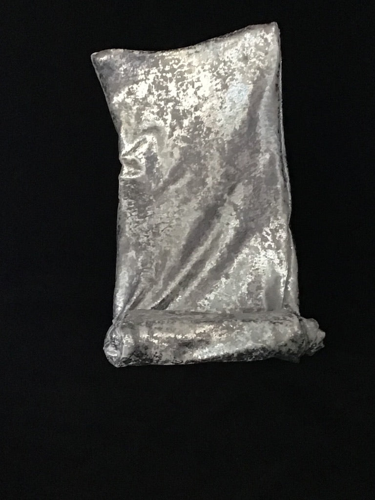 Velvet Twisturban in white with bright silver "mica" pattern