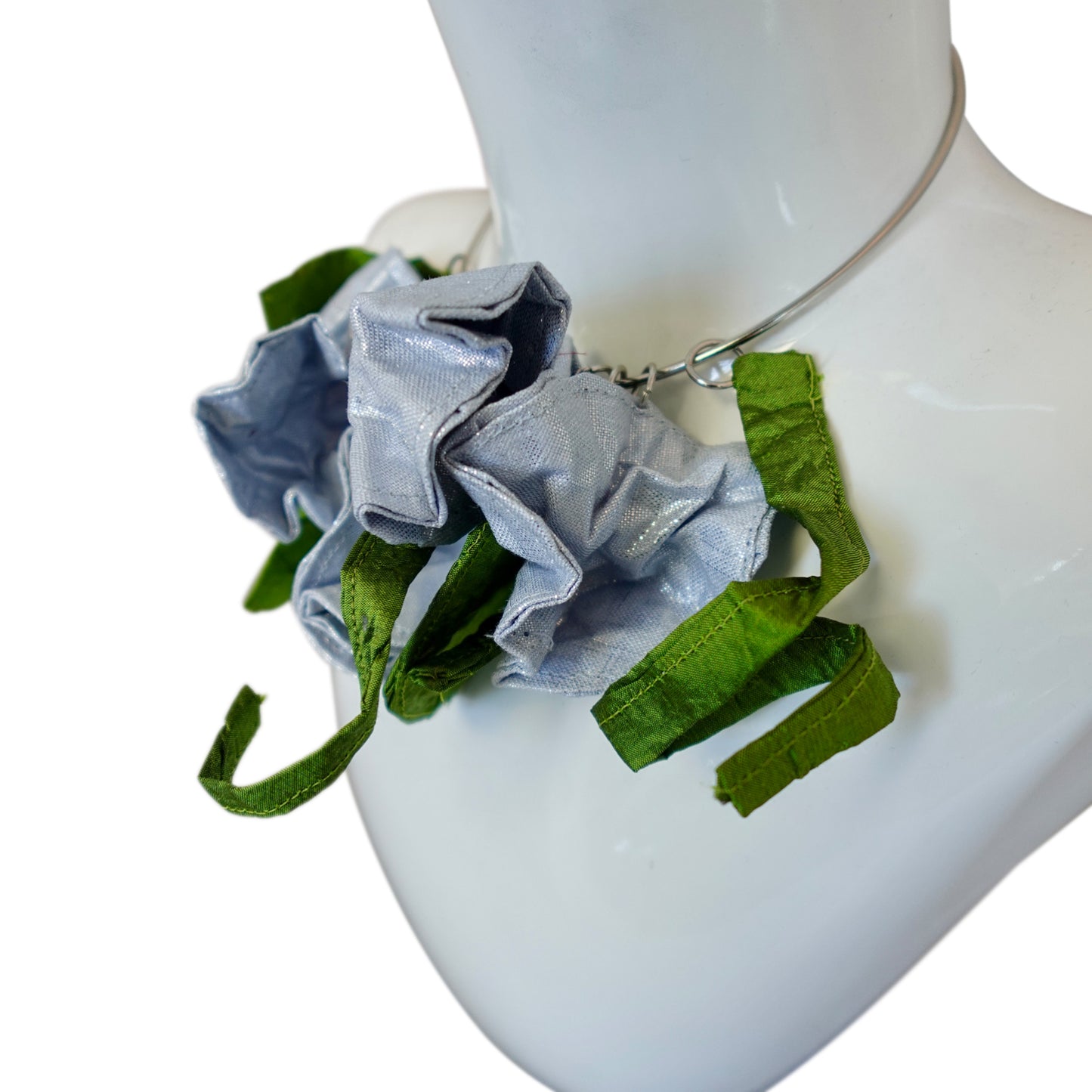 Silk Morphy Silk & Linen Floral Neclace