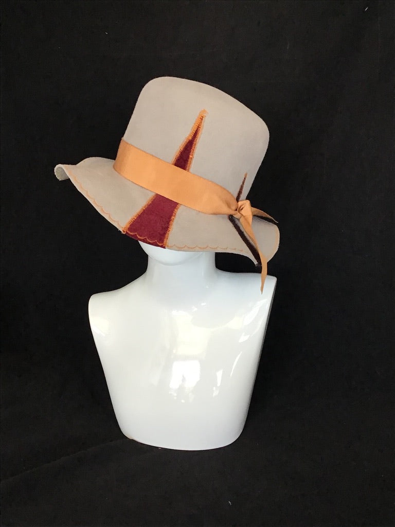 Grey Blue and Wine open crown 22 1/2"