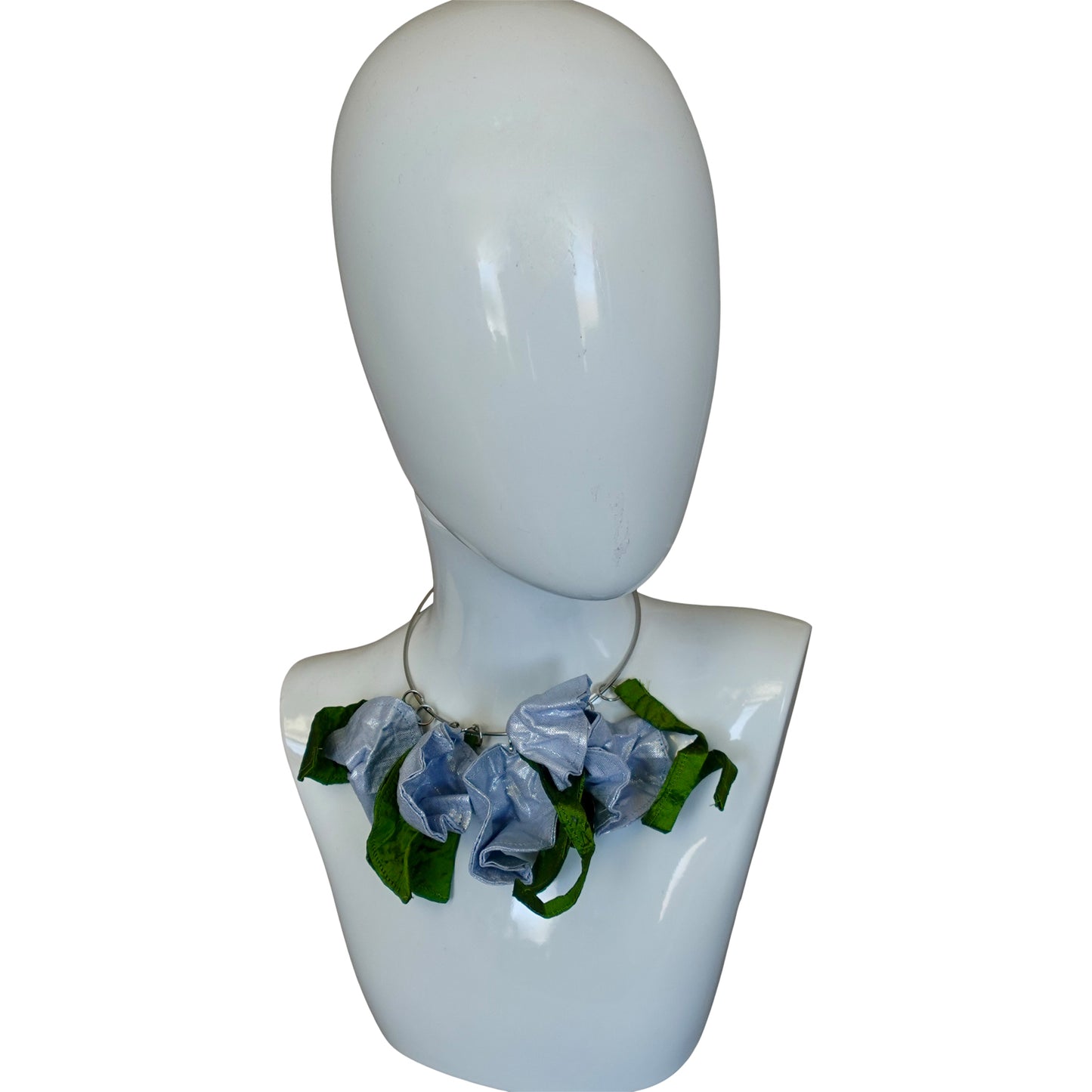 Silk Morphy Silk & Linen Floral Neclace