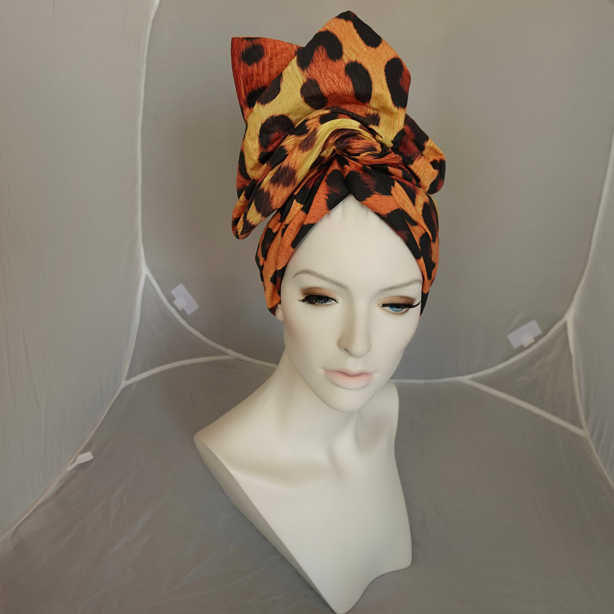 a mannequin with a turban on it