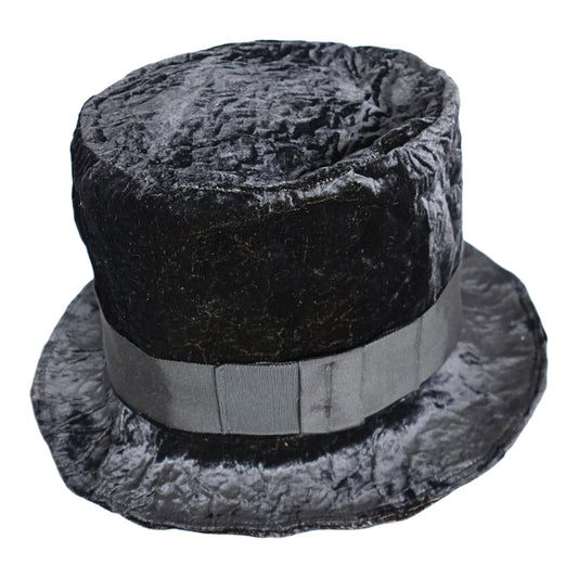 a black top hat with a grey ribbon