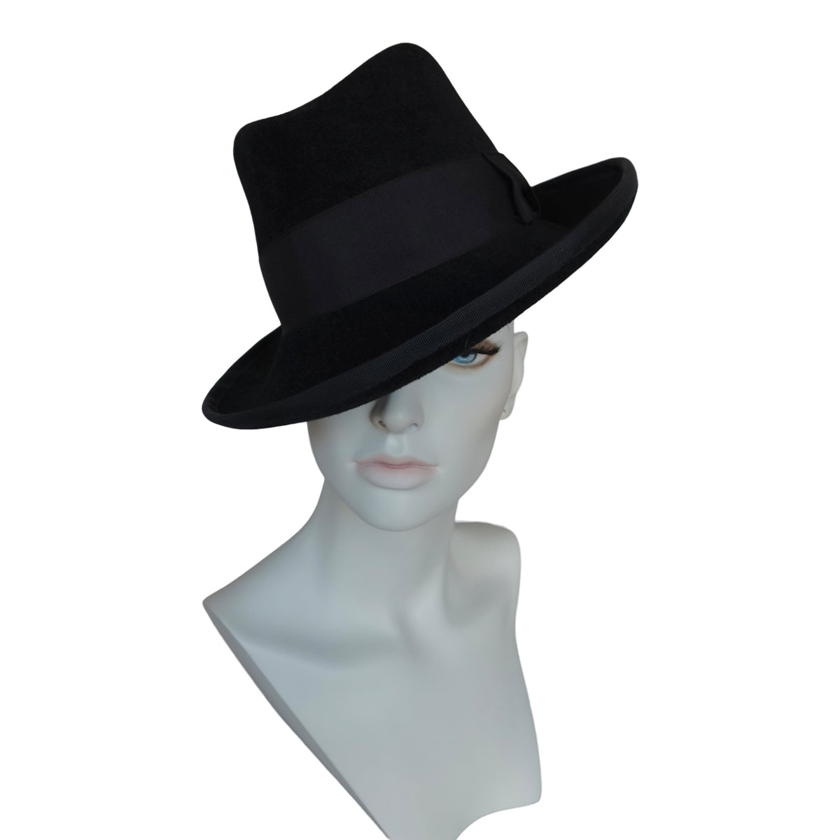 a mannequin with a hat