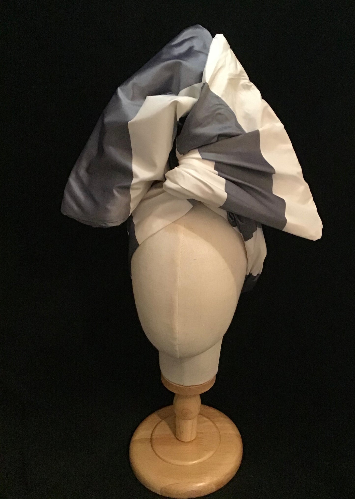 Silk taffeta silver and white wide stripe medium Twisturban