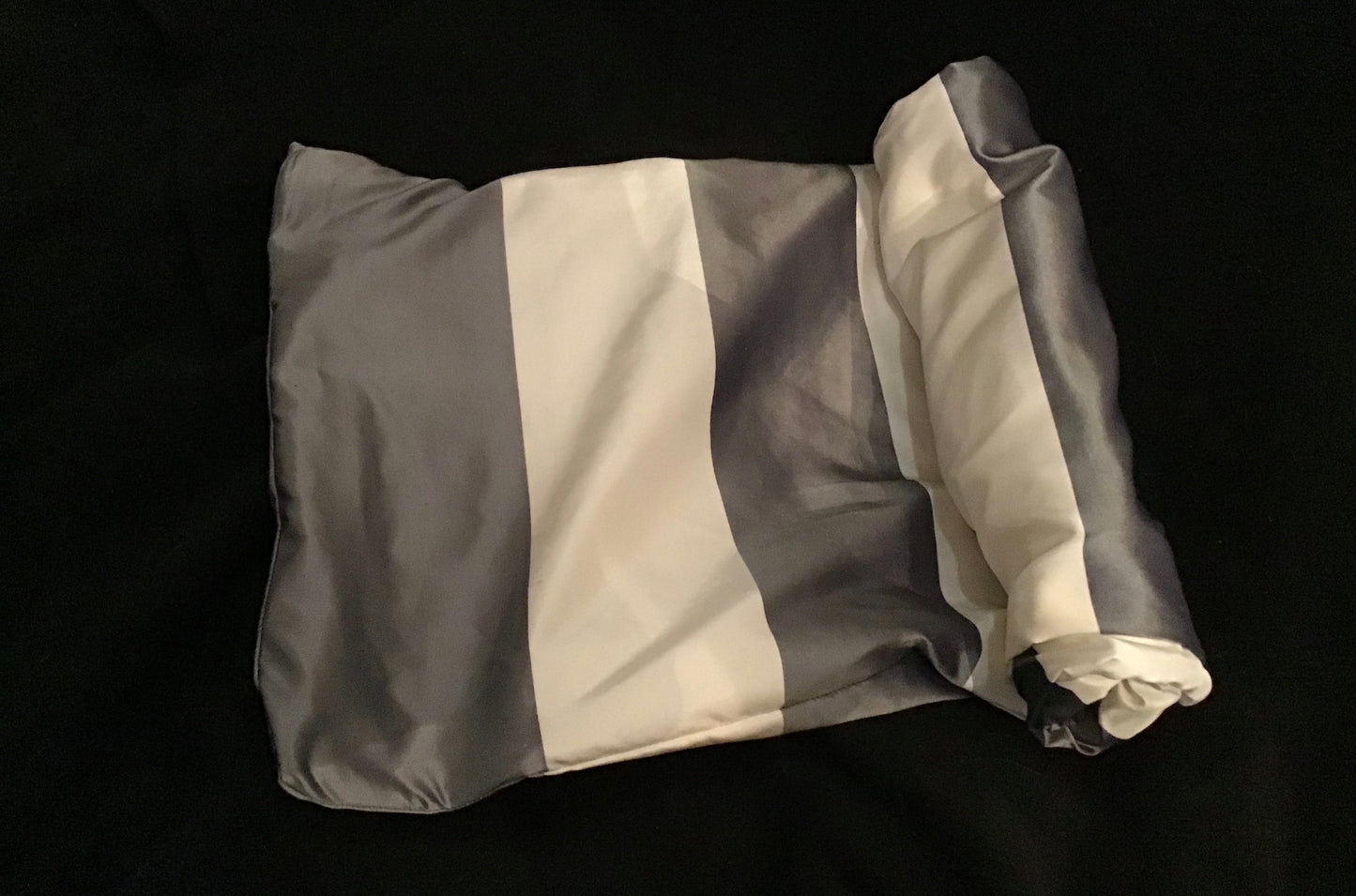 Silk taffeta silver and white wide stripe medium Twisturban